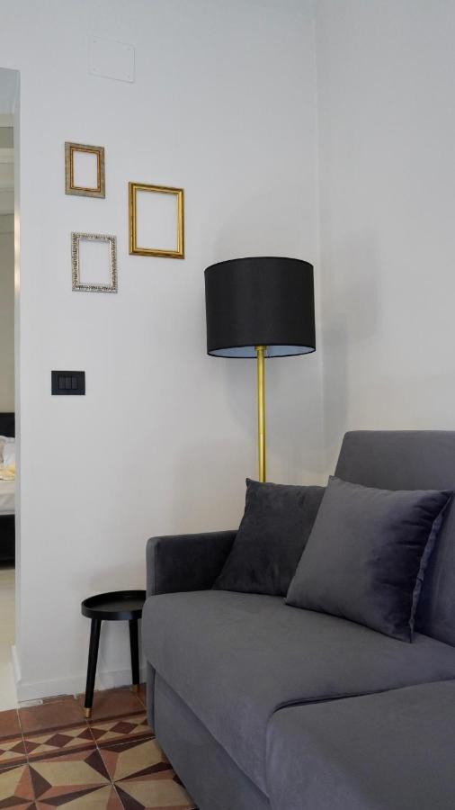 Vicolo San Gaetano -Luxury Rooms- Катания Экстерьер фото