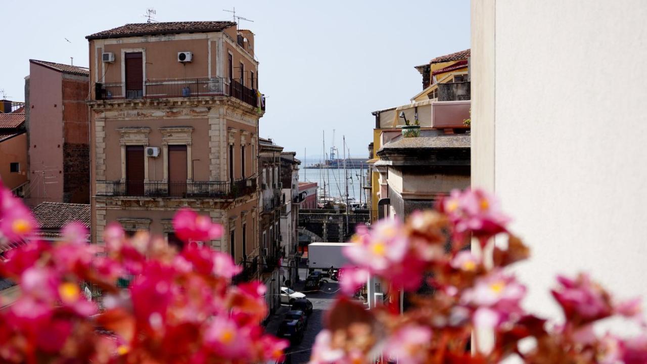 Vicolo San Gaetano -Luxury Rooms- Катания Экстерьер фото