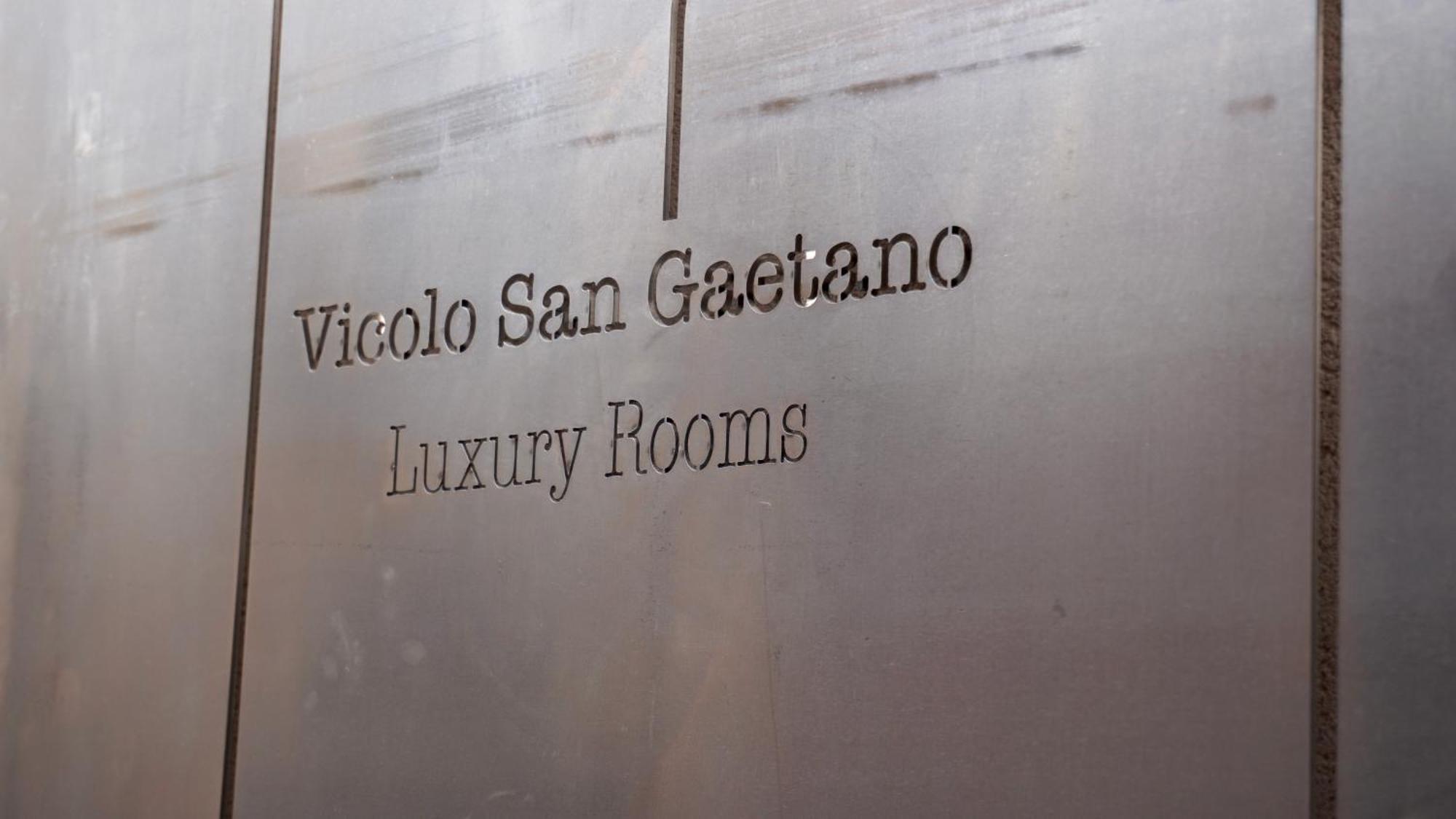 Vicolo San Gaetano -Luxury Rooms- Катания Экстерьер фото
